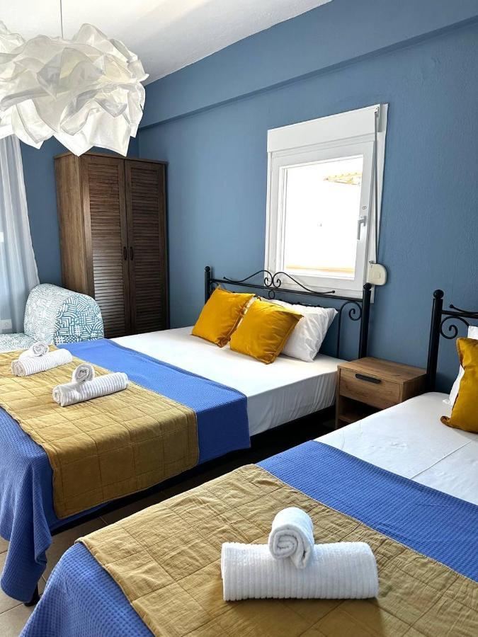 La Scala Family Apartments Nea Roda Extérieur photo