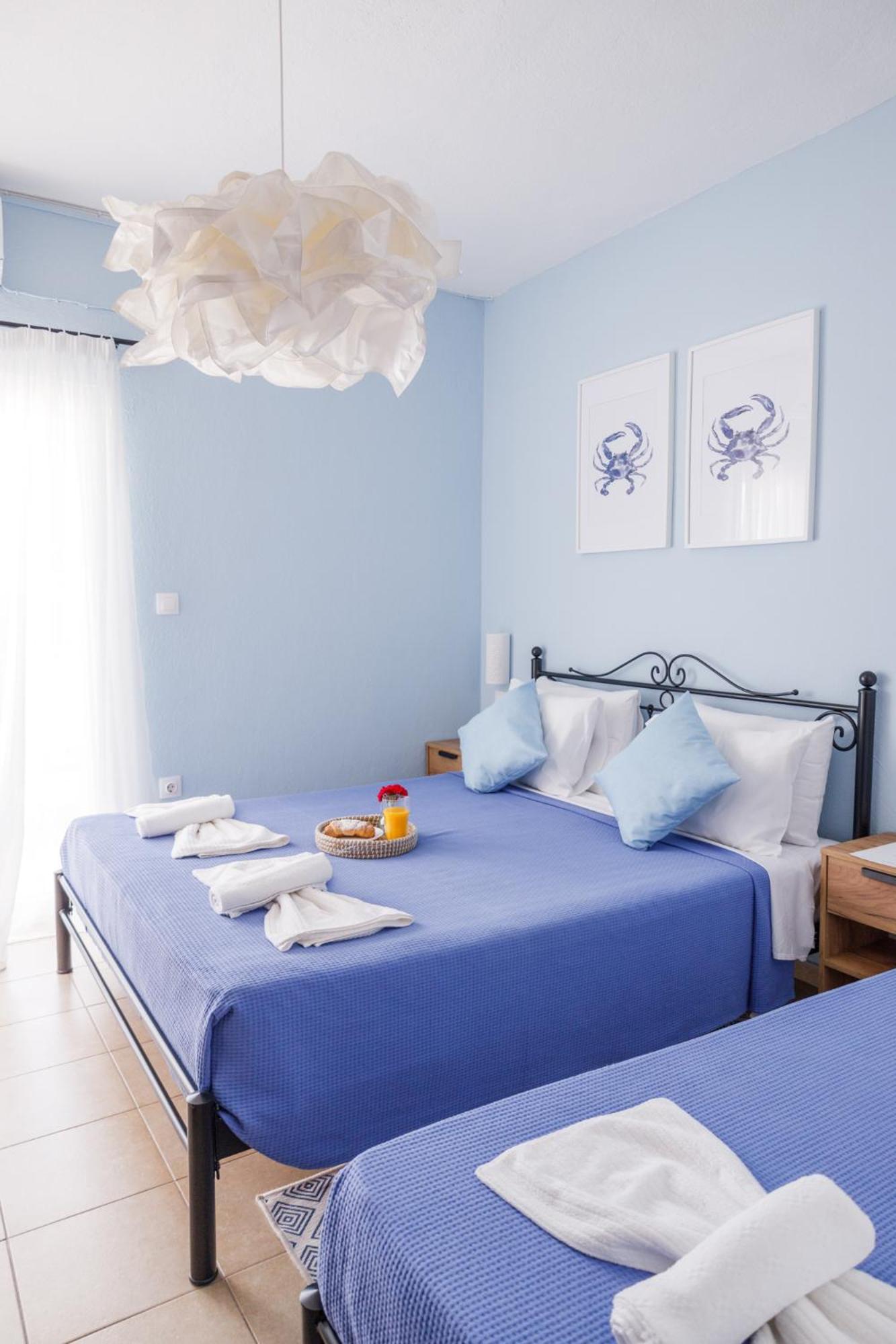La Scala Family Apartments Nea Roda Extérieur photo